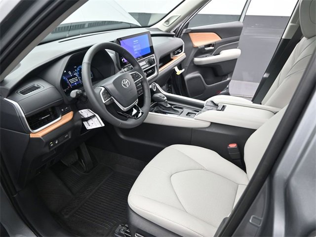 New 2026 Toyota Grand Highlander Limited image 4