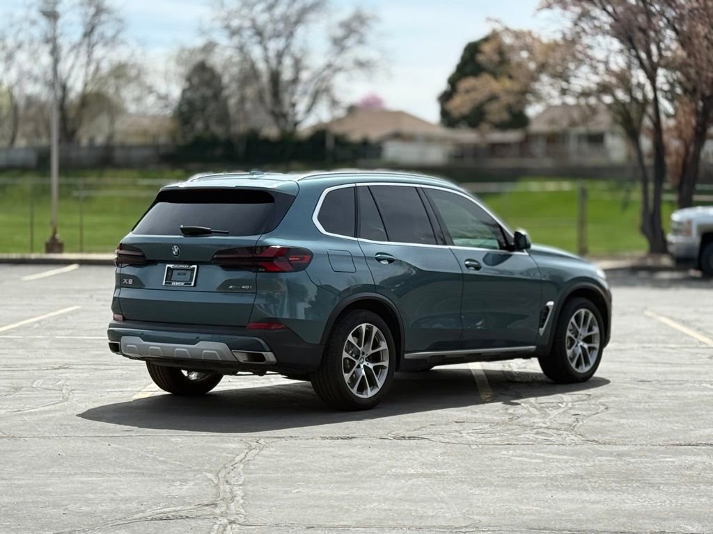 Used 2024 BMW X5 xDrive40i w/ Premium Package image 5