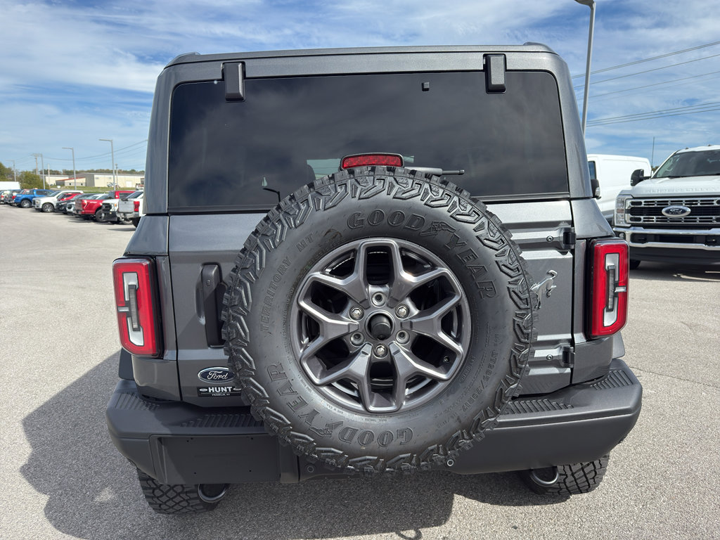 New 2025 Ford Bronco Badlands image 6