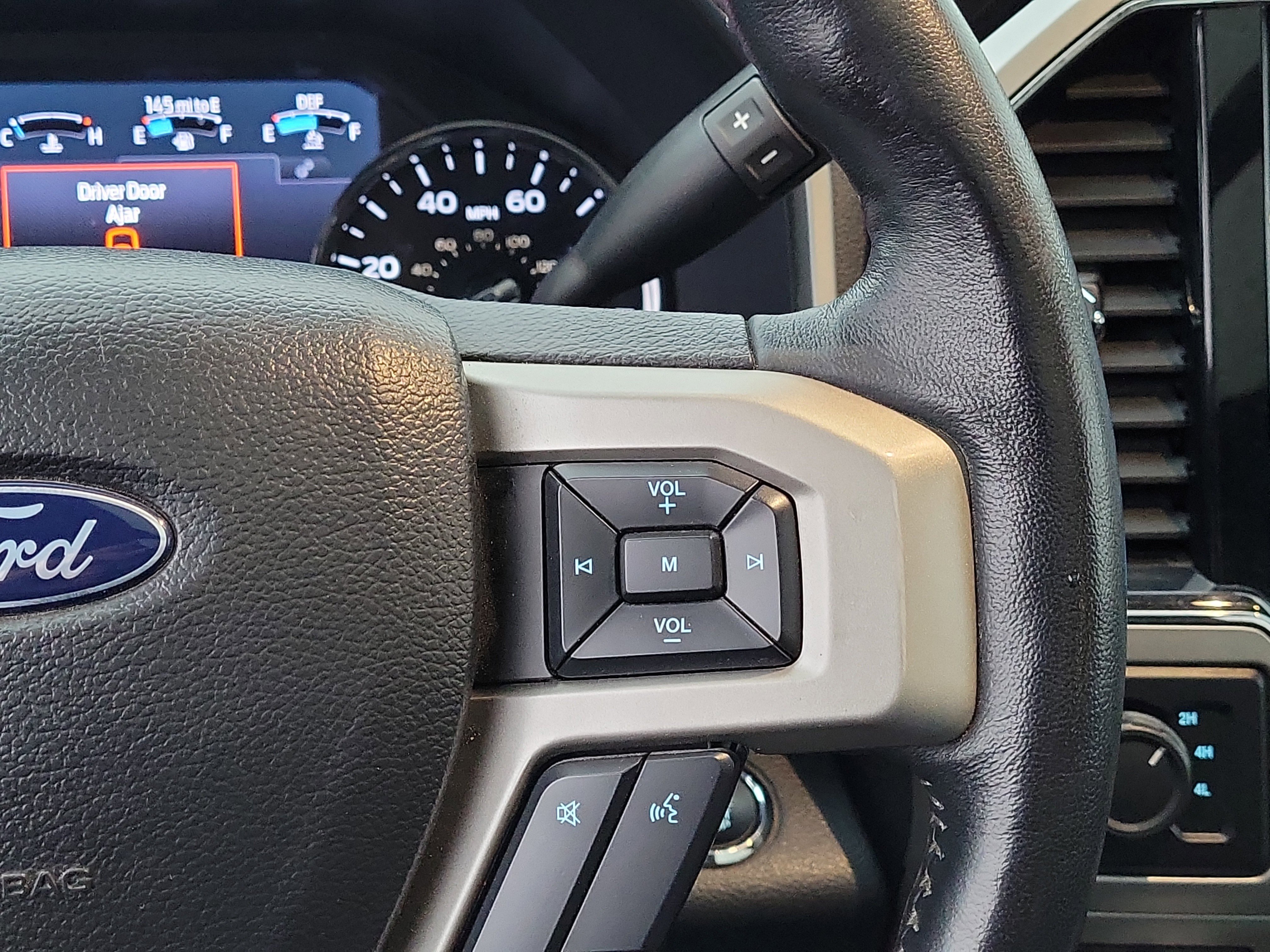 Certified 2022 Ford F250 Lariat w/ Lariat Ultimate Package image 27