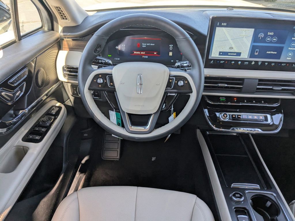 New 2025 Lincoln Corsair Grand Touring image 16