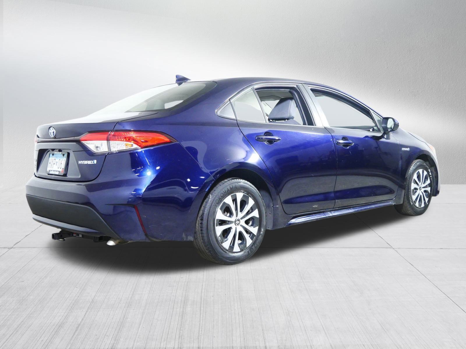 Used 2020 Toyota Corolla LE image 7