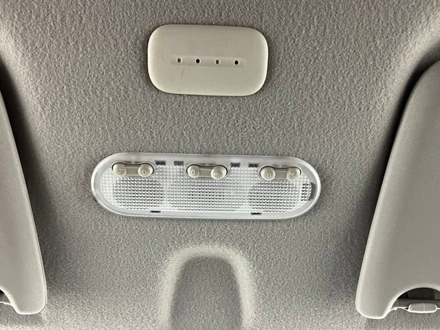 Used 2020 Nissan NV200 SV FWD image 19