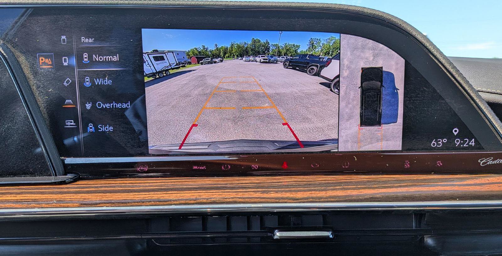 Used 2023 Cadillac Escalade Premium Luxury AWD/4WD image 18