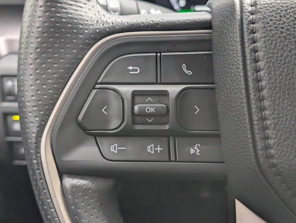 Used 2025 Toyota 4Runner TRD Off-Road image 21