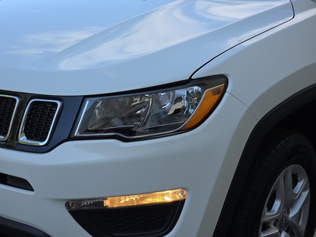 Used 2019 Jeep Compass Sport w/ Cold Weather Group AWD/4WD image 32