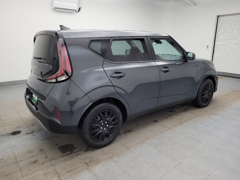 Used 2024 Kia Soul LX image 10