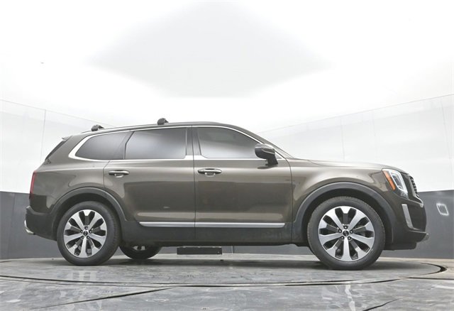 Used 2020 Kia Telluride S w/ S 8 Passenger Seating Package image 48