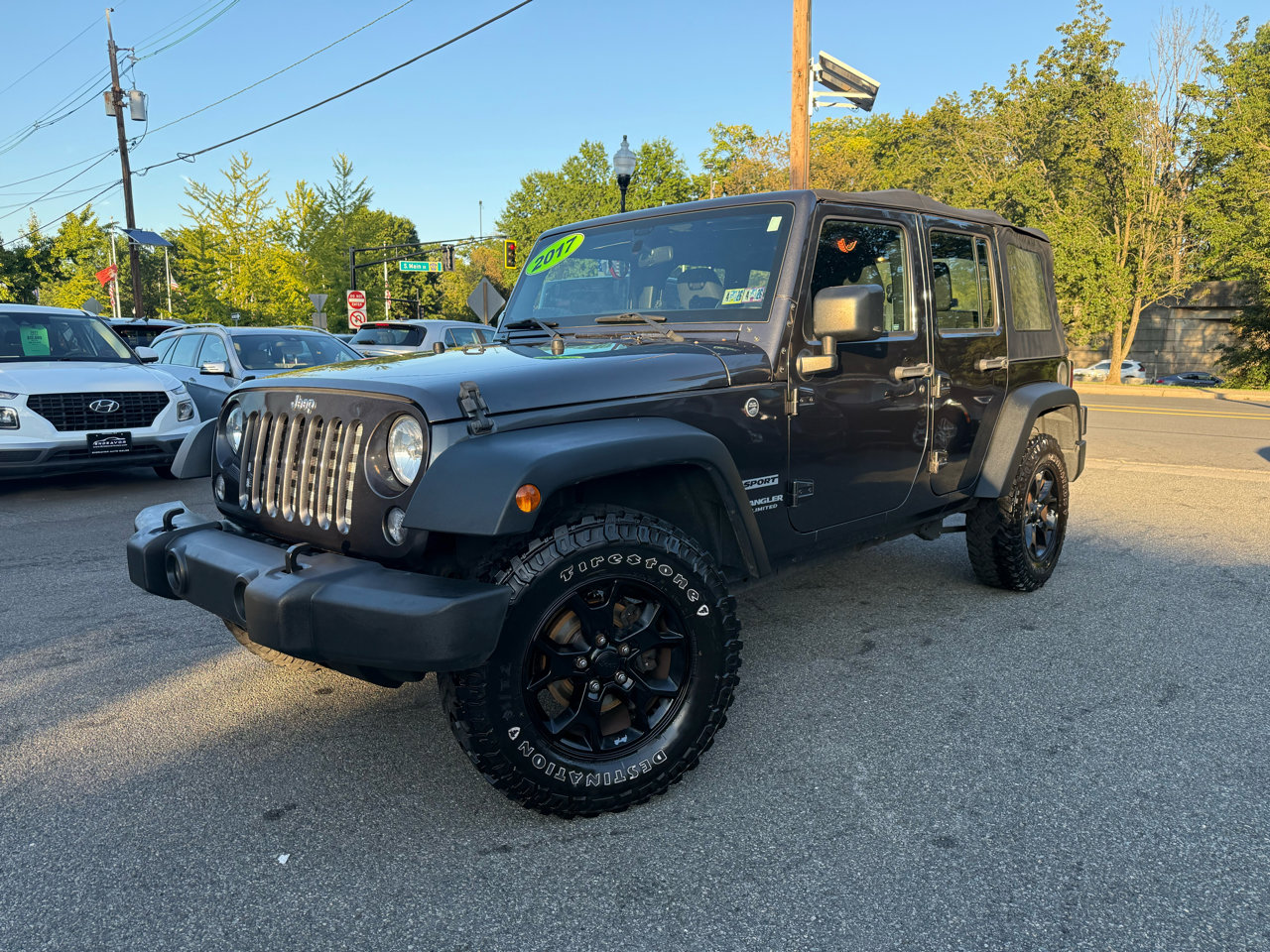 Used 2017 Jeep Wrangler Unlimited Sport w/ Connectivity Group image 3