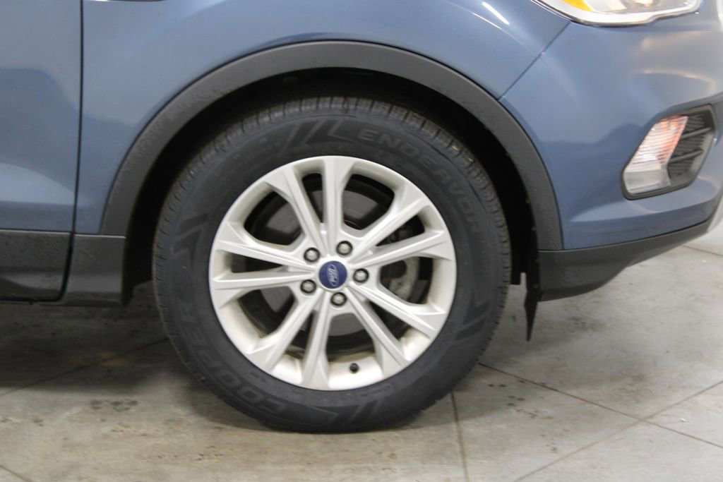 Used 2018 Ford Escape SE image 13