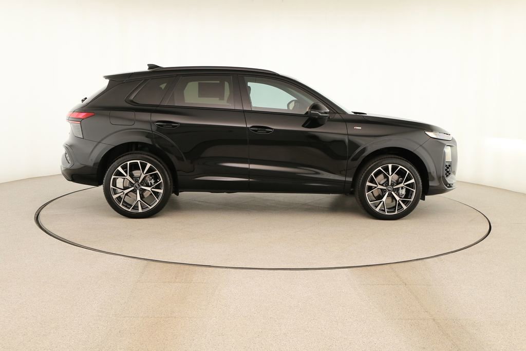 New 2026 Audi Q3 quattro 2.0T image 8