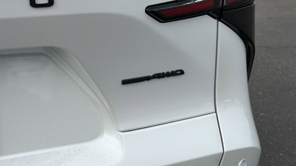 New 2026 Subaru Solterra image 11