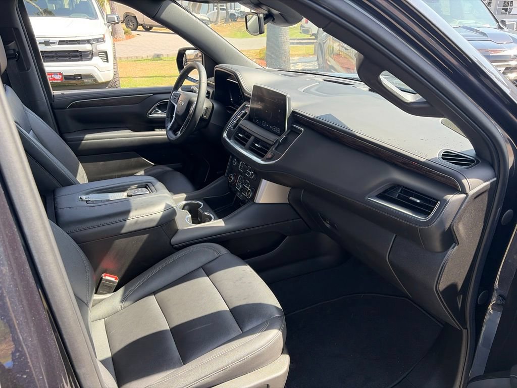 Used 2023 Chevrolet Tahoe LT w/ Luxury Package RWD image 10