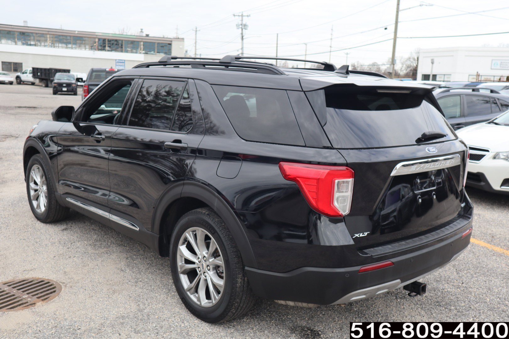 Used 2020 Ford Explorer XLT w/ Equipment Group 202A image 7