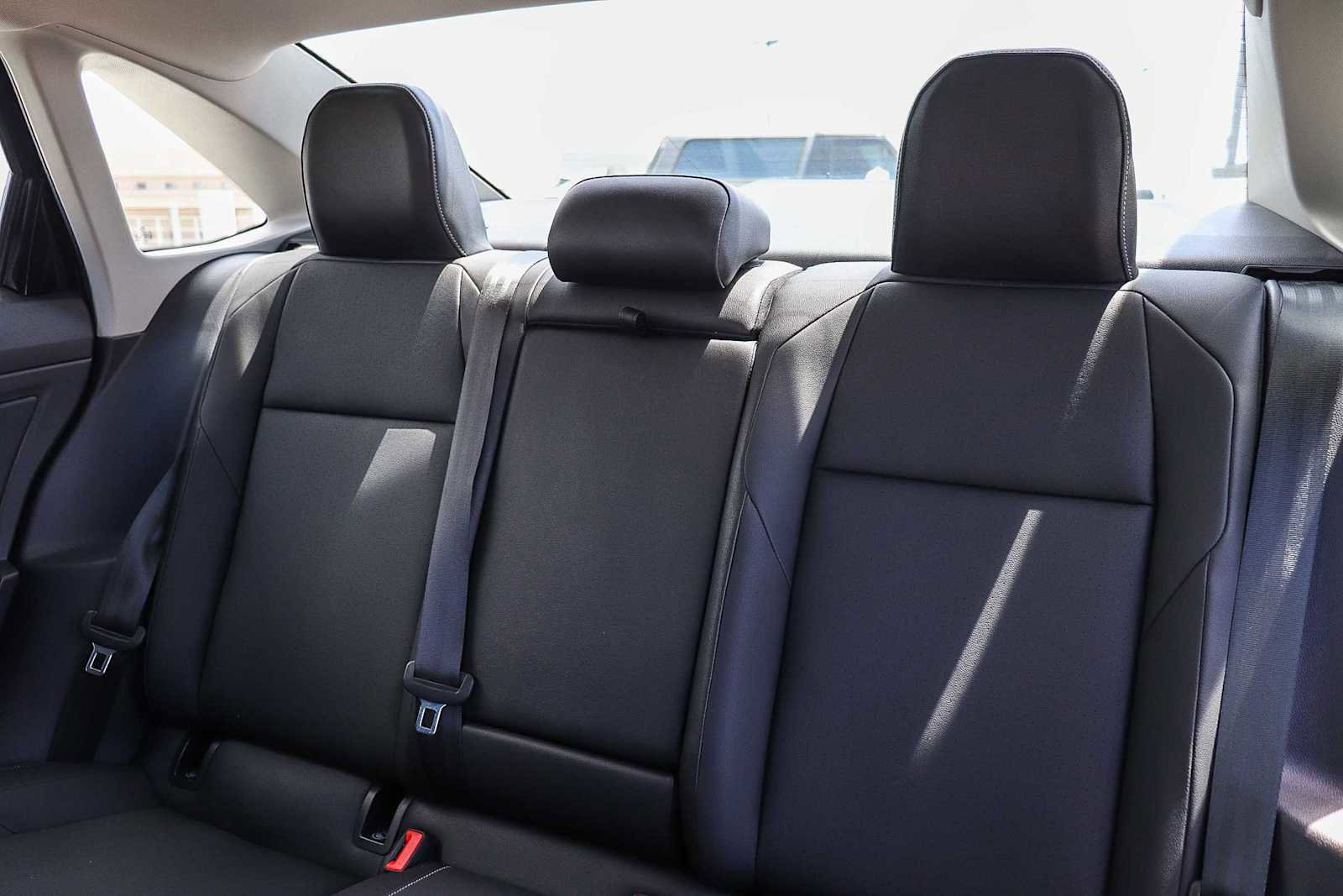 Used 2019 Volkswagen Jetta SE w/ Cold Weather Package FWD image 19