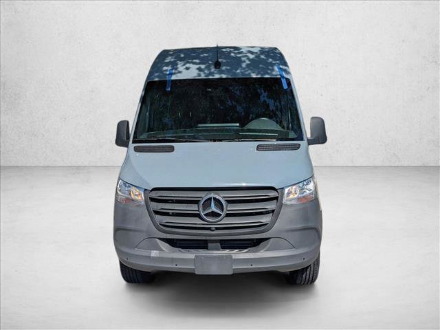 Used 2023 Mercedes-Benz Sprinter 2500 image 2