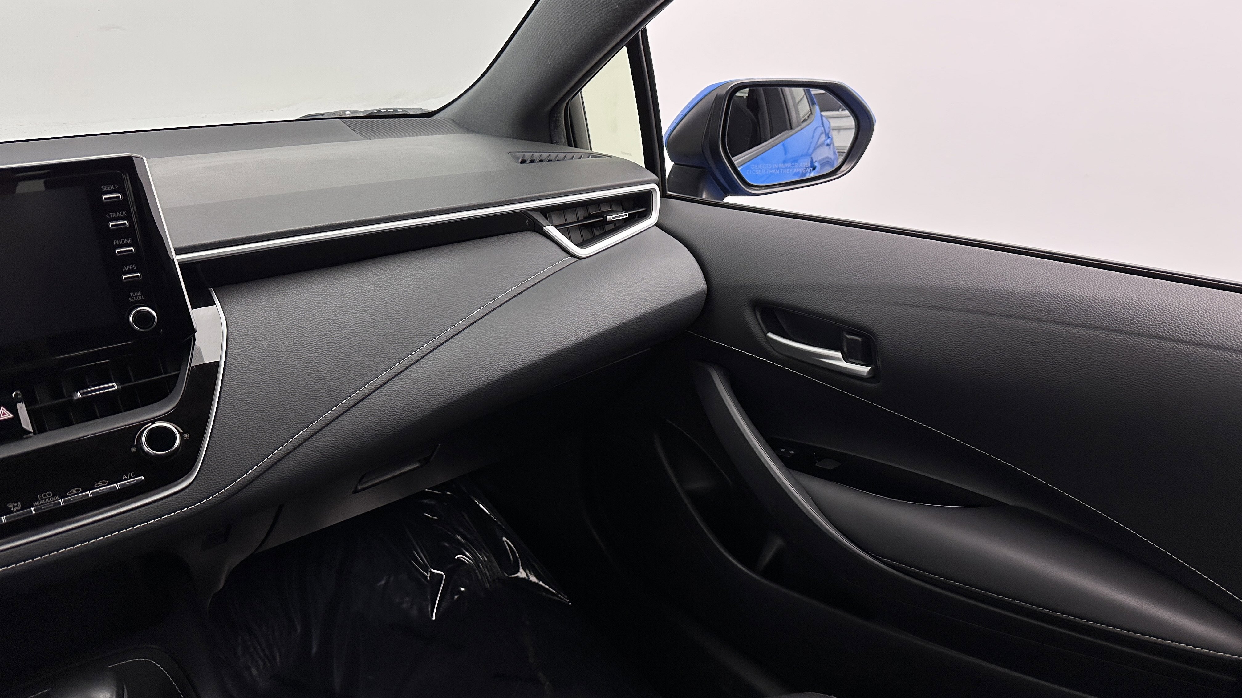 Used 2019 Toyota Corolla SE image 26