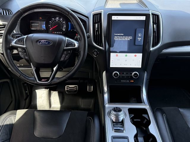 Used 2023 Ford Edge ST image 9