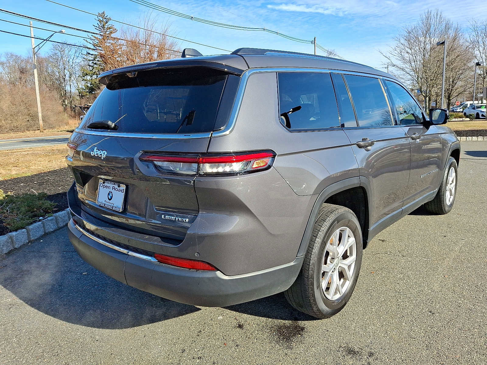 Used 2022 Jeep Grand Cherokee L Limited w/ Luxury Tech Group II AWD/4WD image 8