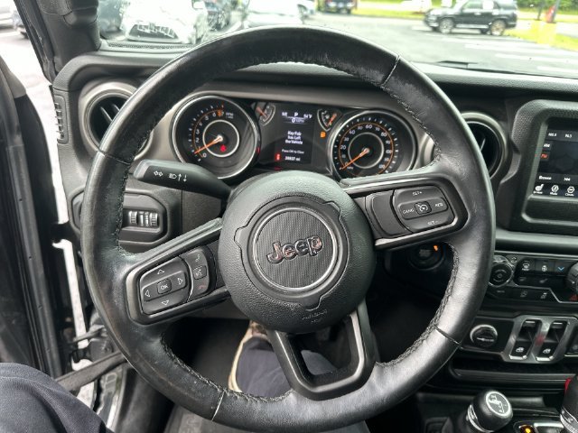 Used 2022 Jeep Wrangler Sport AWD/4WD image 14