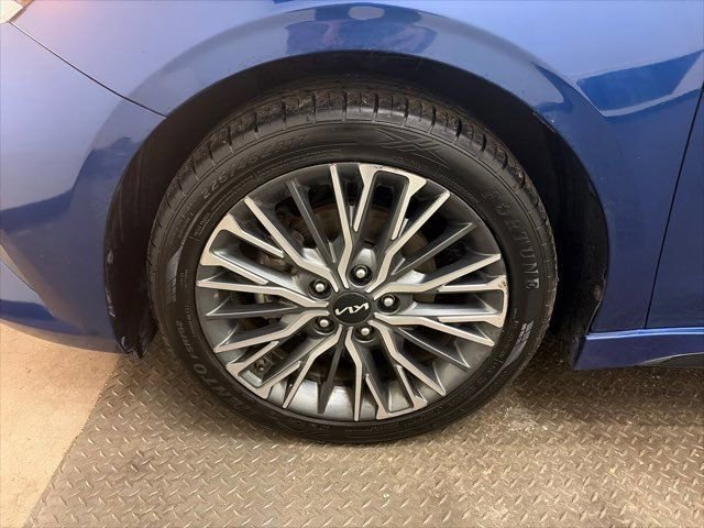 Used 2024 Kia Forte GT-Line image 39