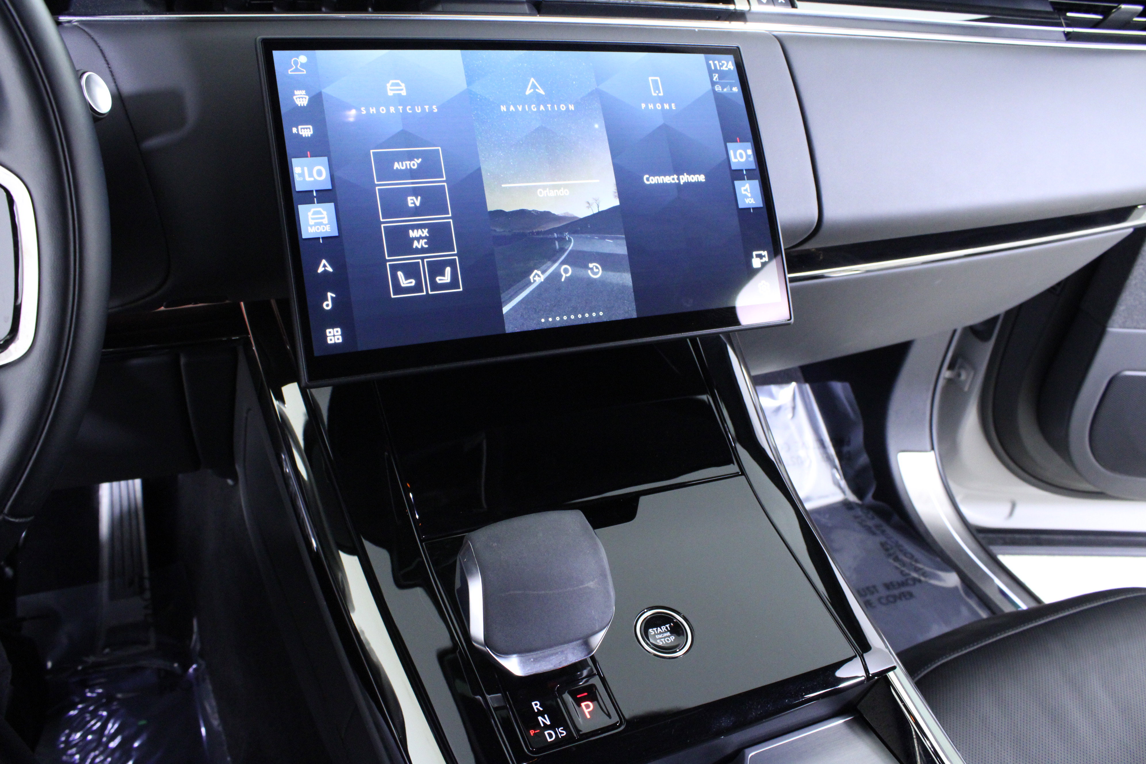 Used 2025 Land Rover Range Rover Sport Dynamic SE image 27