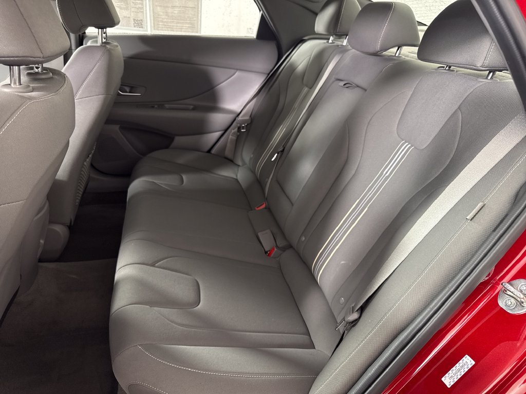 Certified 2024 Hyundai Elantra SEL w/ Convenience Package FWD image 15
