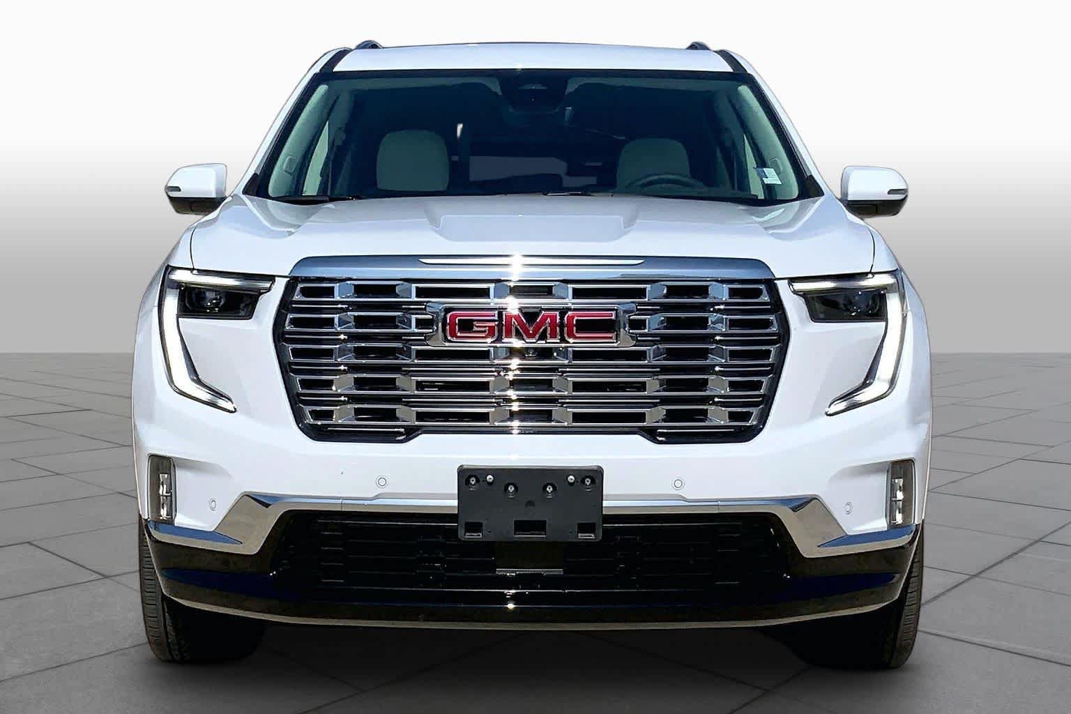 Used 2026 GMC Acadia Denali w/ Super Cruise Package FWD image 4