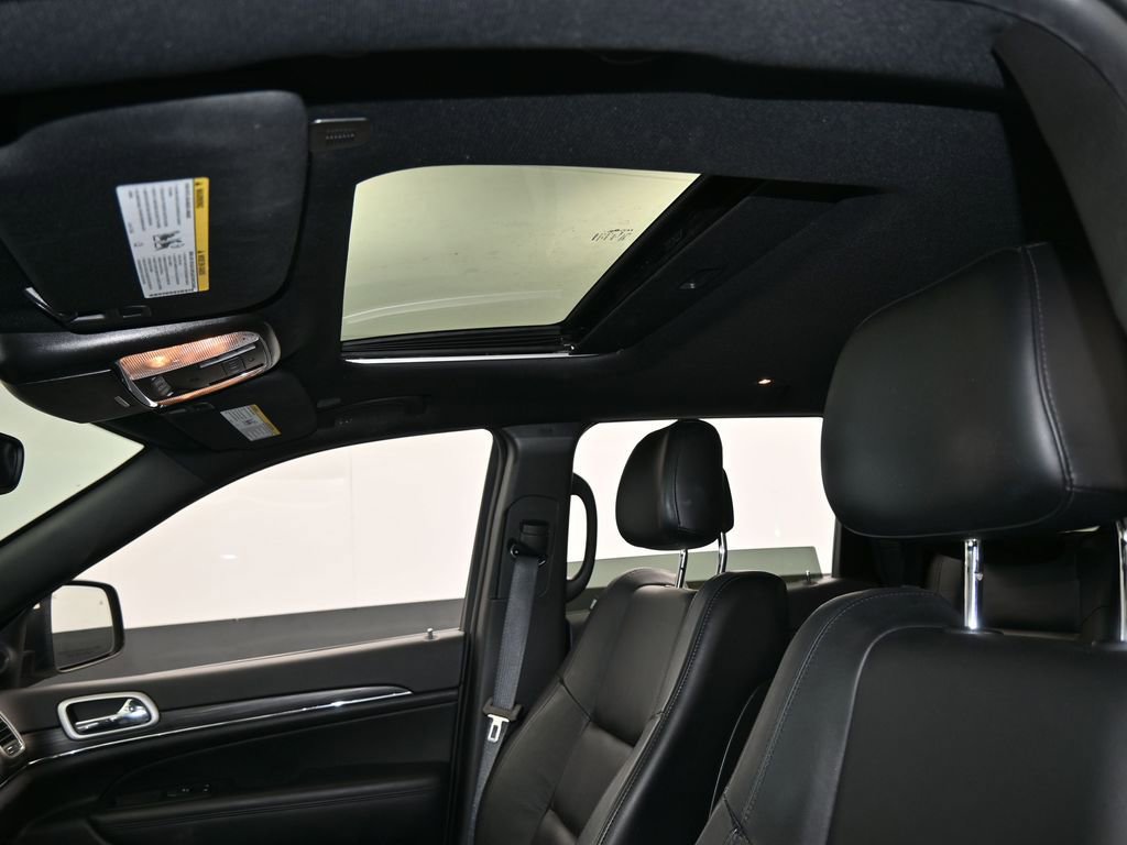 Used 2021 Jeep Grand Cherokee Limited image 11