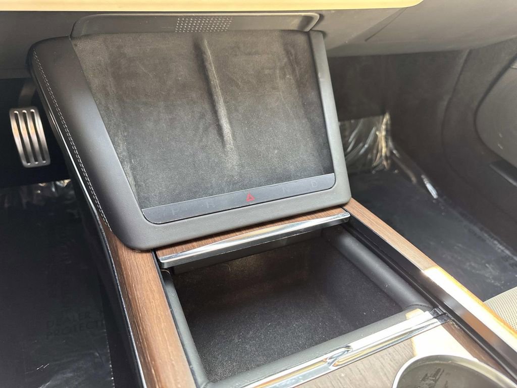 Used 2021 Tesla Model S Plaid image 31