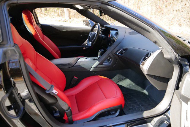 Used 2019 Chevrolet Corvette Stingray Convertible w/ 1LT image 33