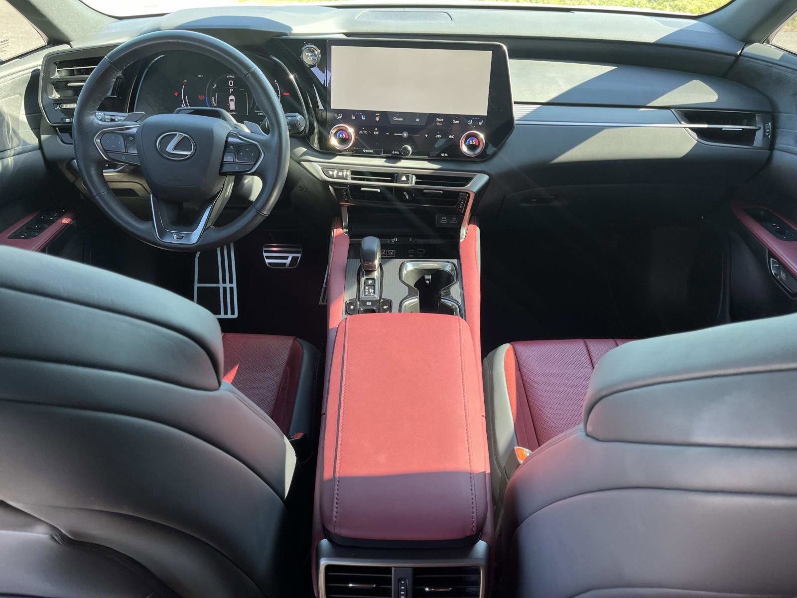 Used 2024 Lexus RX 500h F Sport image 13