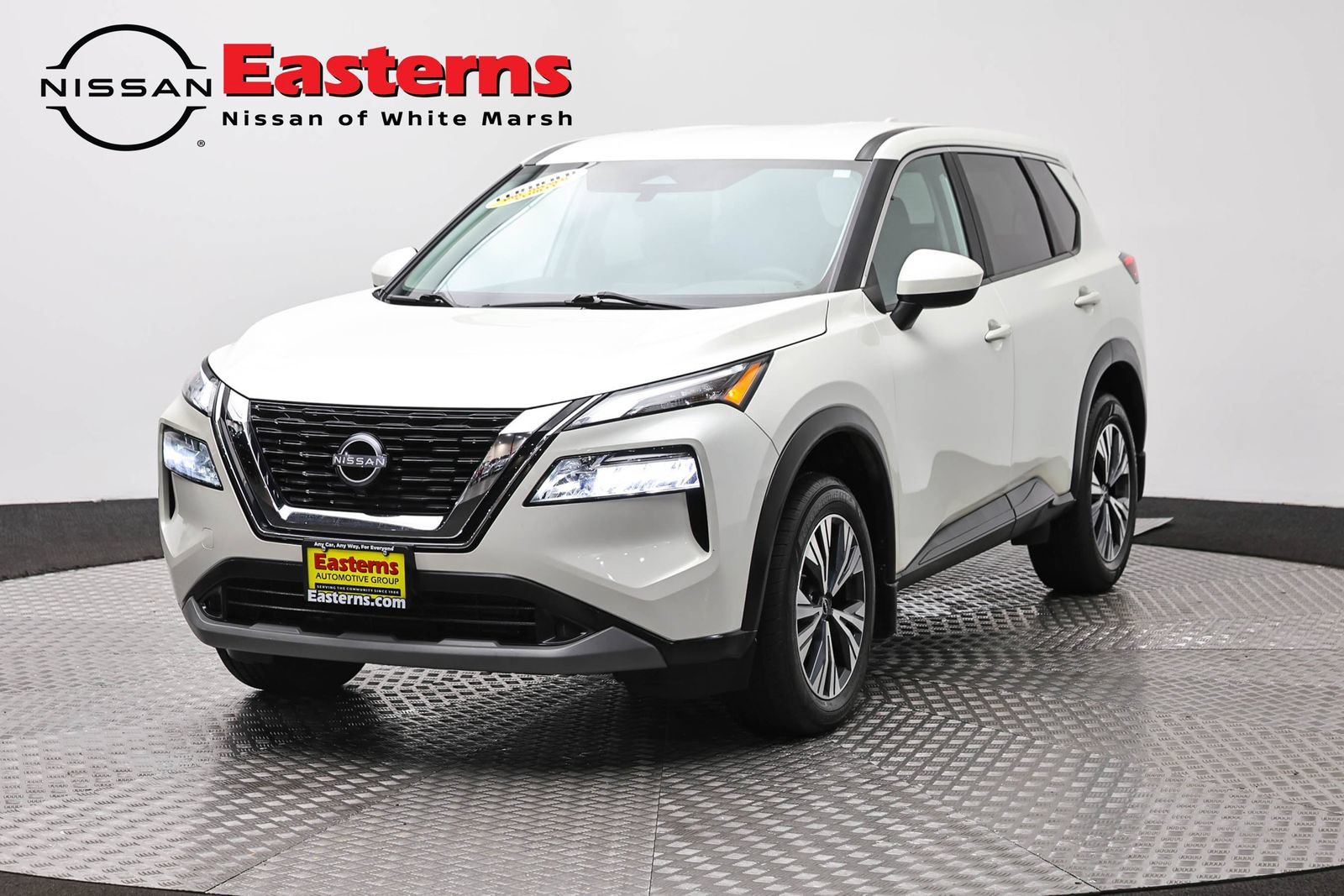 Used 2023 Nissan Rogue SV AWD/4WD image 1