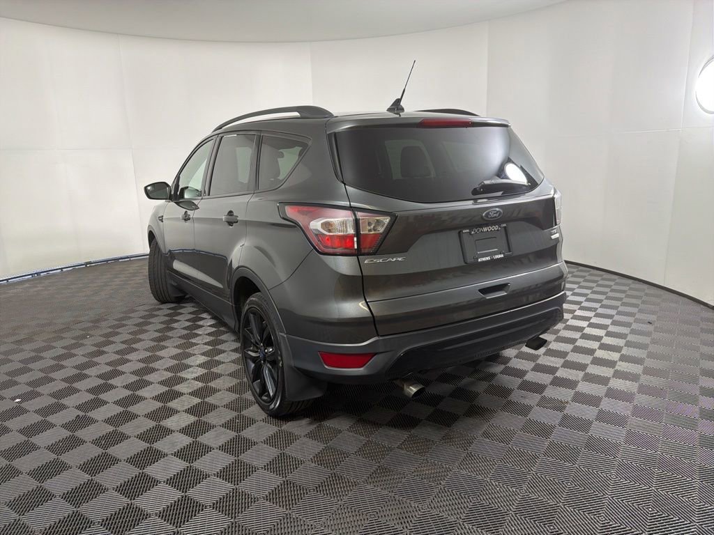 Used 2018 Ford Escape SE w/ SE SYNC Package FWD image 22