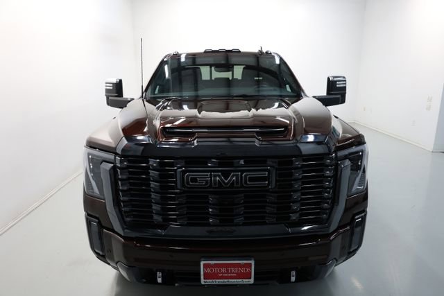 Used 2024 GMC Sierra 3500 Denali Ultimate AWD/4WD image 71