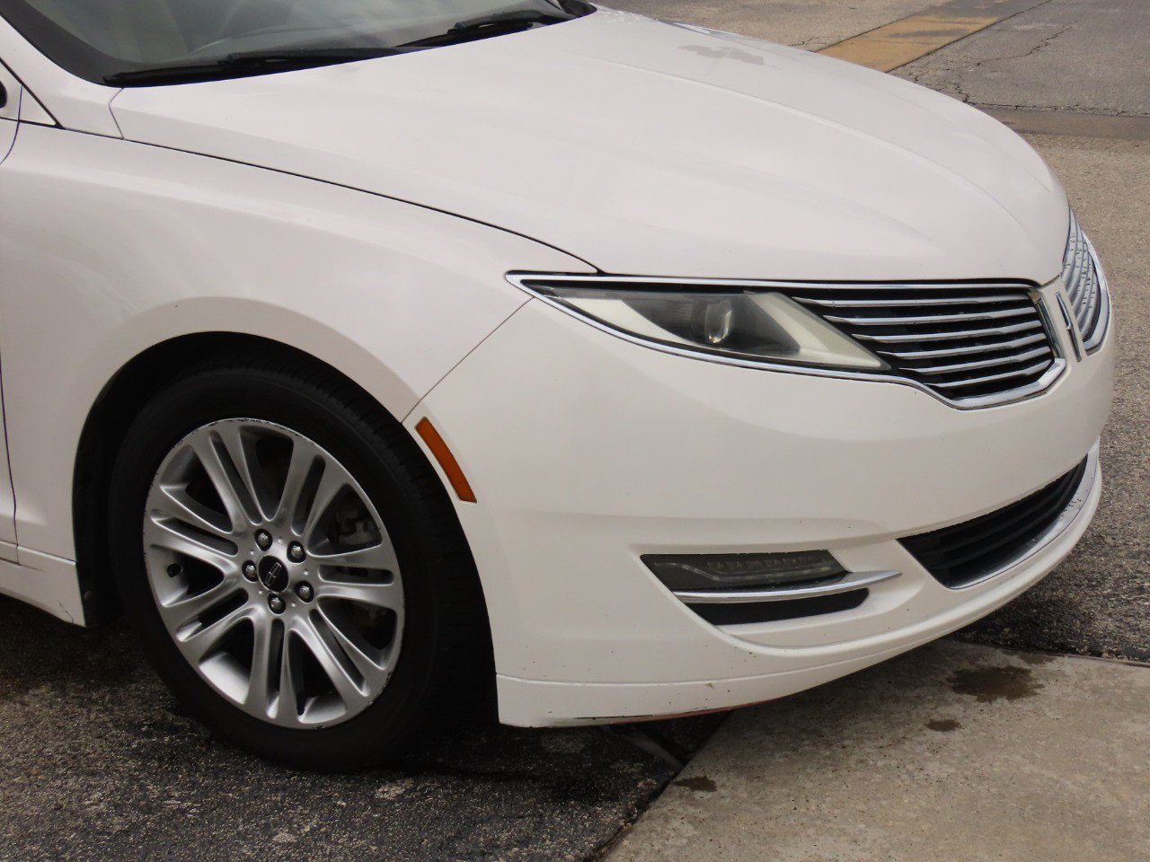 Used 2013 Lincoln MKZ Hybrid FWD image 6