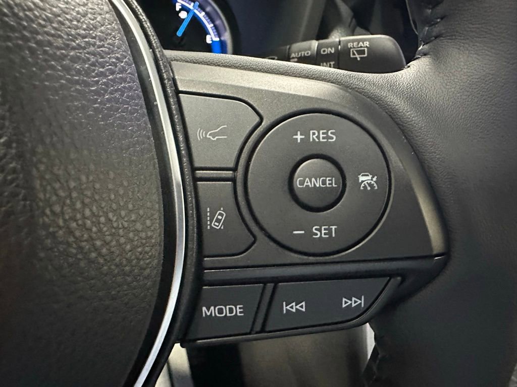 Used 2025 Toyota RAV4 XSE w/ Weather Package image 21