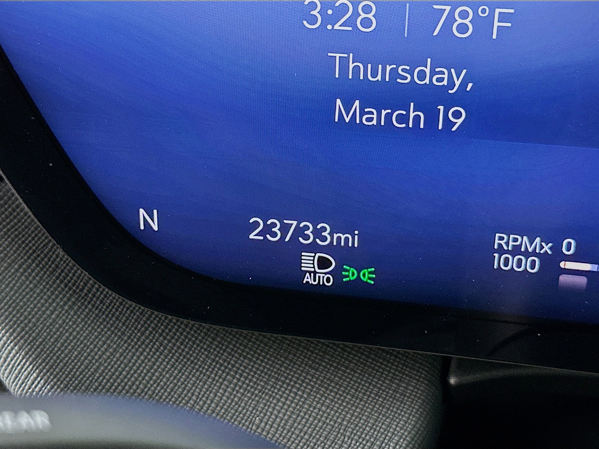 Used 2025 Buick Enclave Preferred image 19