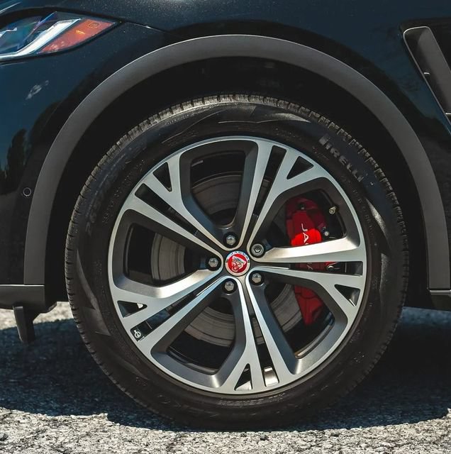Used 2022 Jaguar F-PACE SVR AWD/4WD image 24