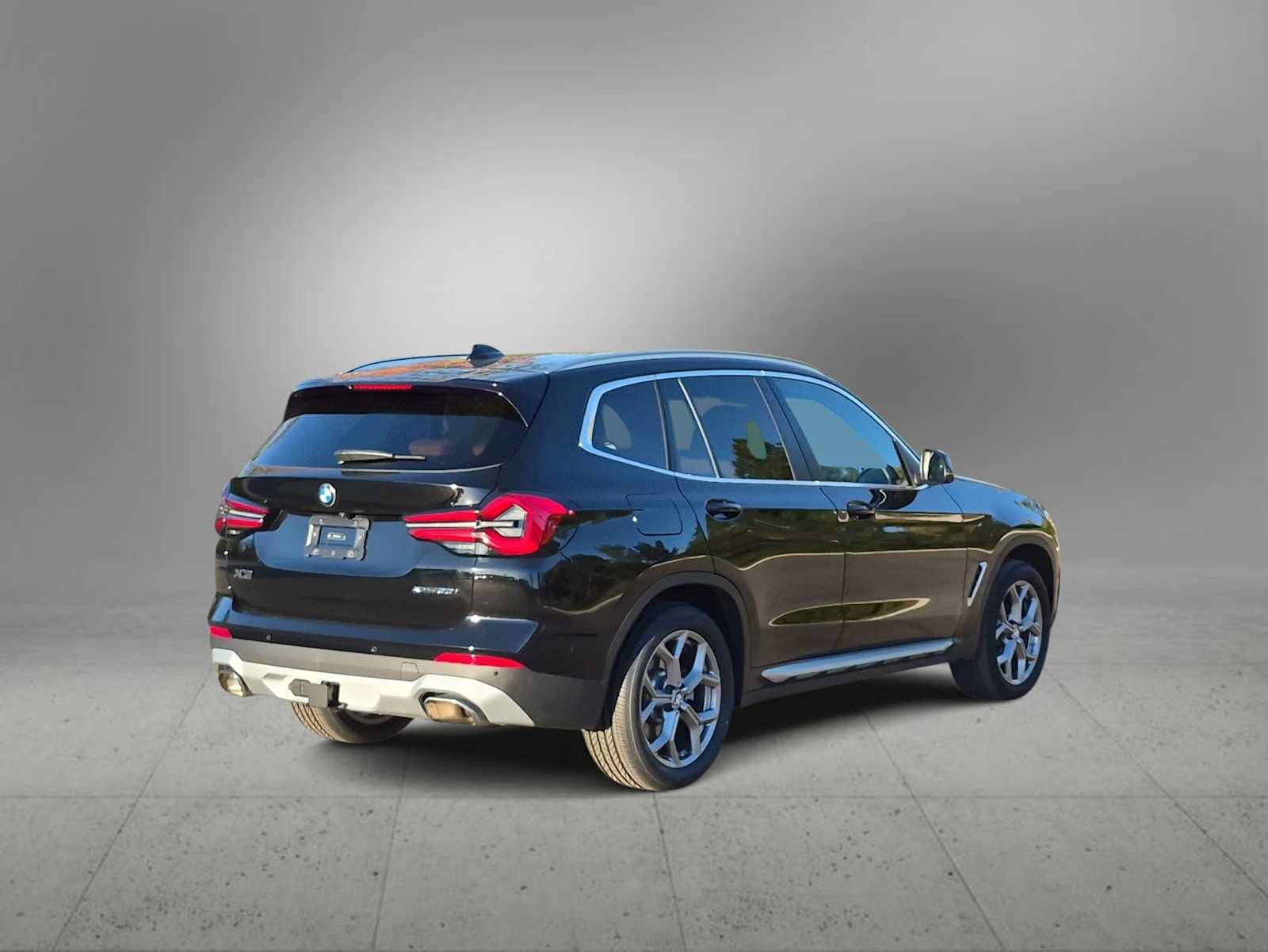 Used 2024 BMW X3 xDrive30i w/ Premium Package AWD/4WD image 8