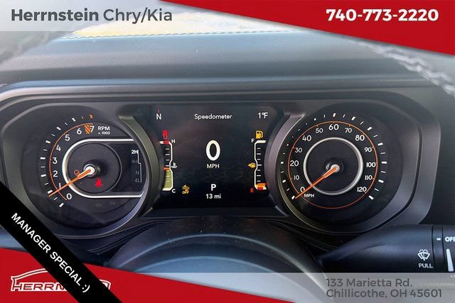 New 2026 Jeep Gladiator Mojave w/ Steel Bumper Group AWD/4WD image 9