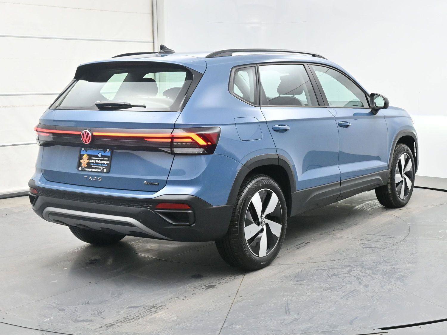 Certified 2025 Volkswagen Taos S AWD/4WD image 26