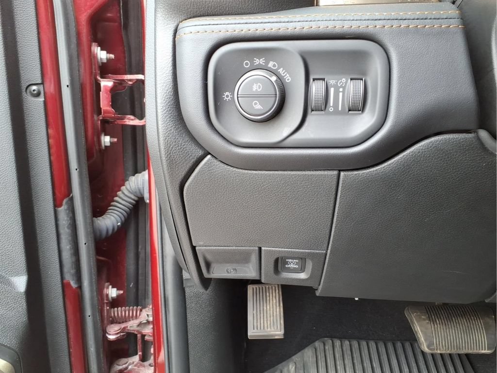Used 2023 RAM 3500 Limited AWD/4WD image 18