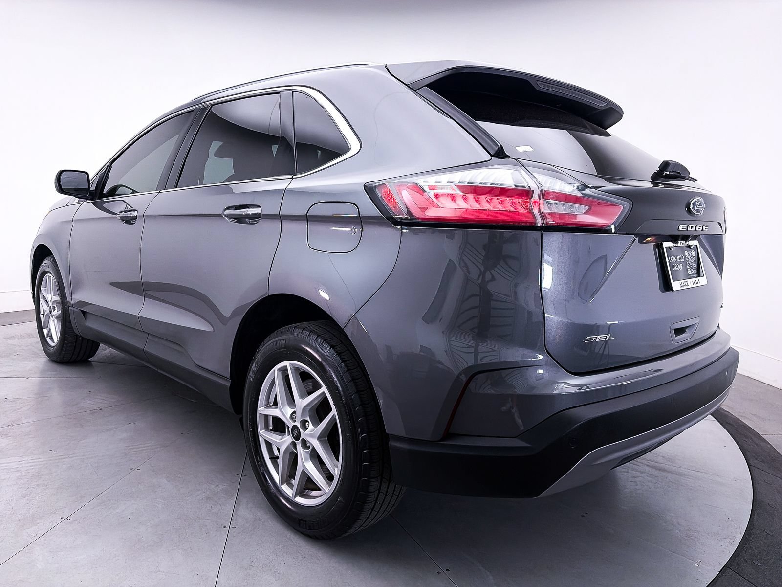 Used 2024 Ford Edge SEL w/ Convenience Package AWD/4WD image 13