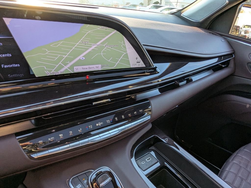 Certified 2024 Cadillac Escalade Premium Luxury Platinum image 19