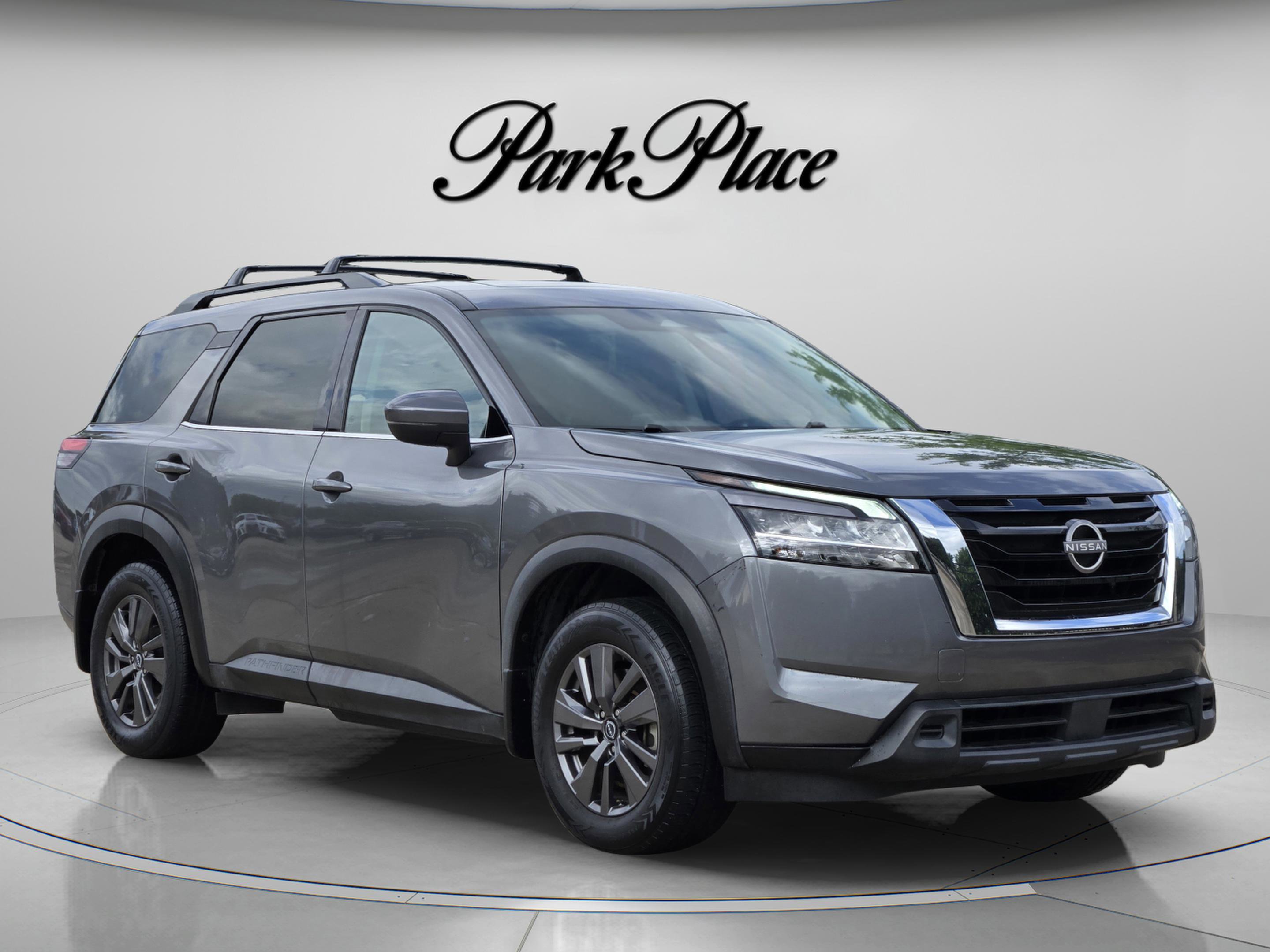Used 2022 Nissan Pathfinder SV w/ SV Premium Package AWD/4WD image 6