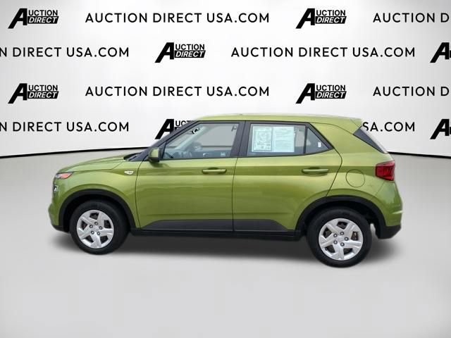Used 2020 Hyundai Venue SE FWD image 3
