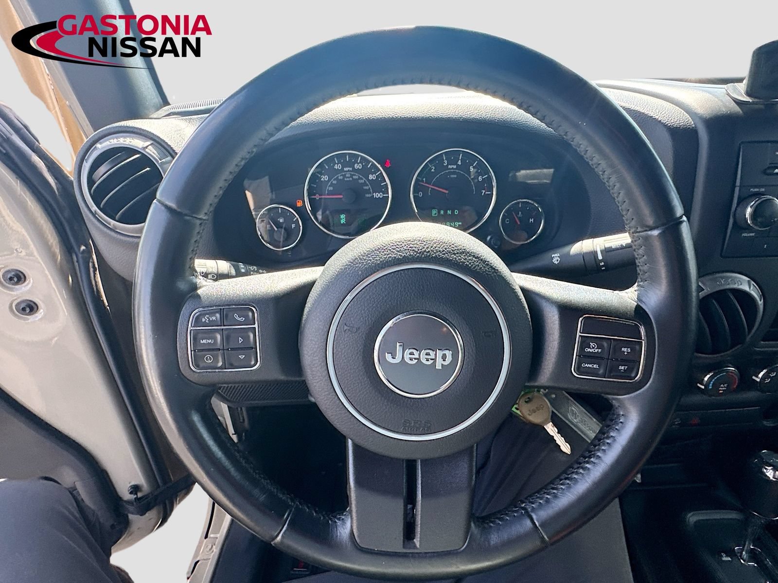 Used 2017 Jeep Wrangler Unlimited Sport w/ Connectivity Group AWD/4WD image 14