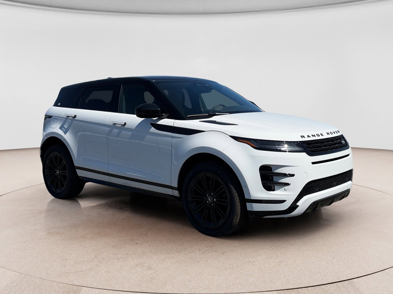 New 2026 Land Rover Range Rover Evoque Dynamic SE image 7