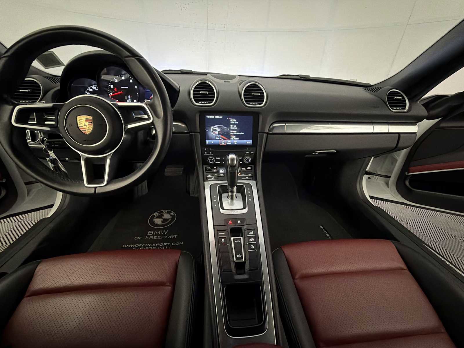 Used 2022 Porsche 718 Boxster image 12